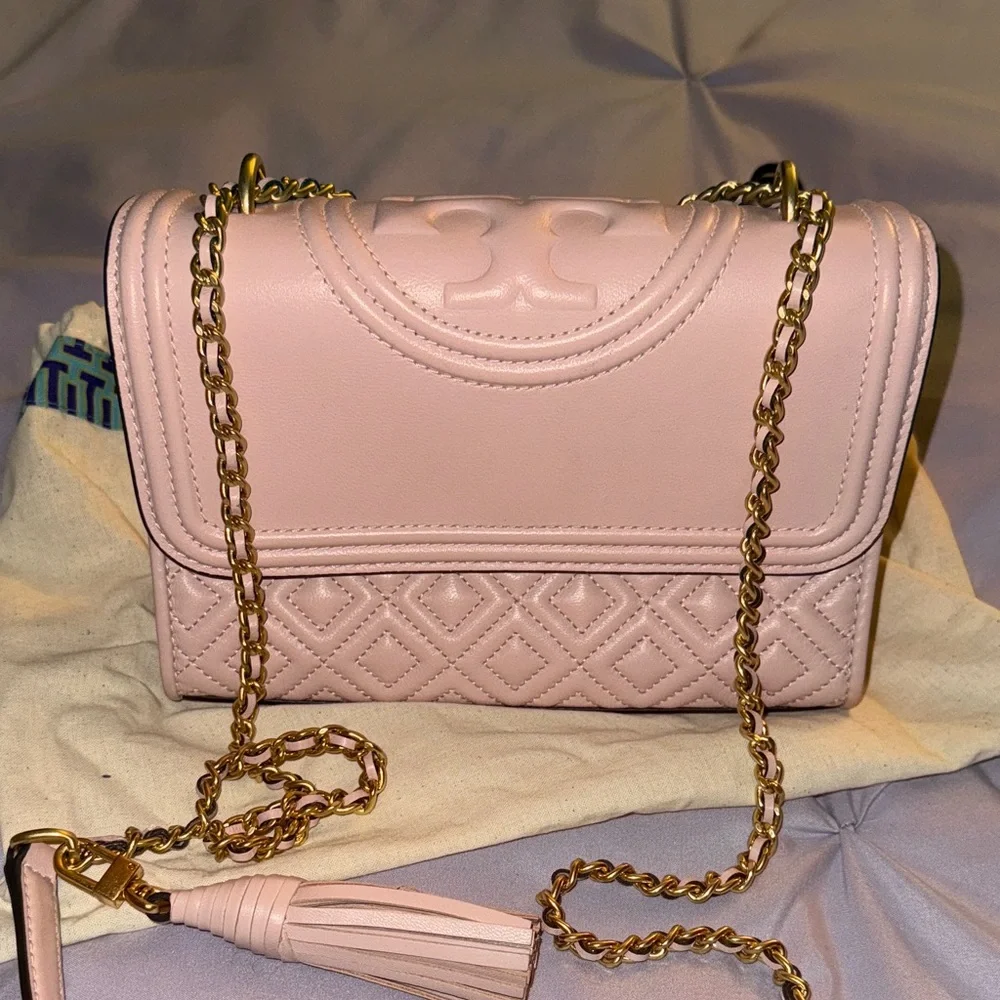 Tory Burch Fleming Convertible Shoulder Bag Shell Pink- USED LIKE NEW. - Picture 13 of 13